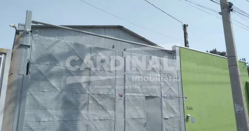 Barracão com ótima localização, documentos em ordem.