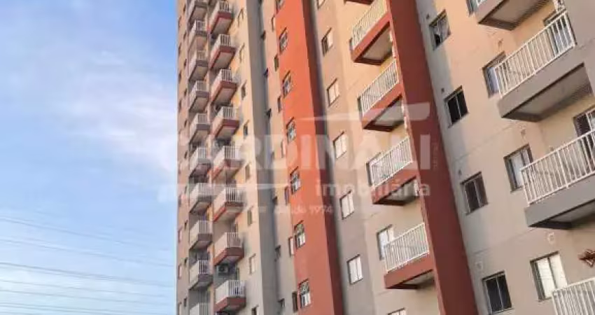 Apartamento à Venda no Condomínio Pitangueiras - Próximo ao Shopping.