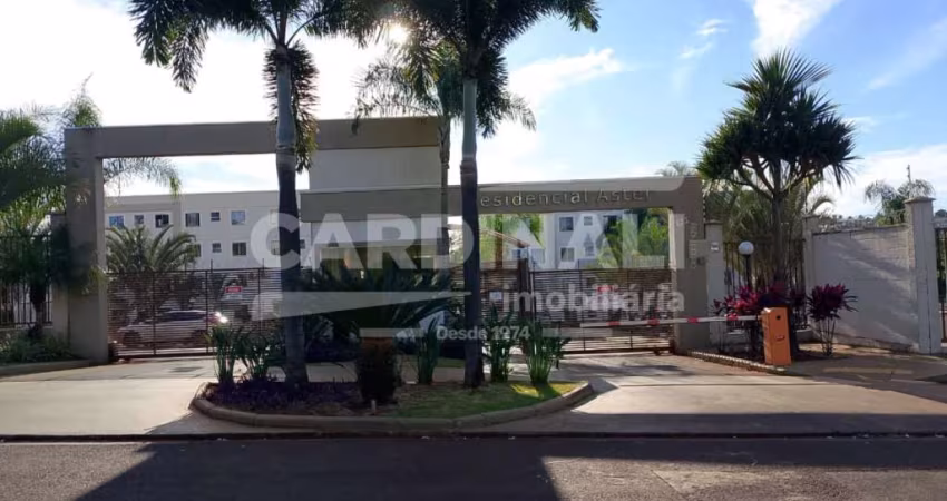 Apartamento com boa localização, próximo faculdade.