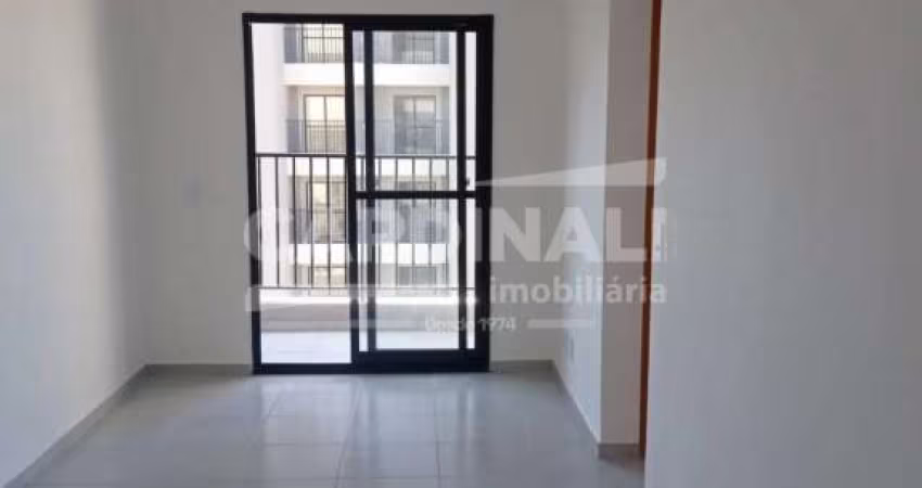 Apartamento novo, com ótima localização próximo escola e creche.