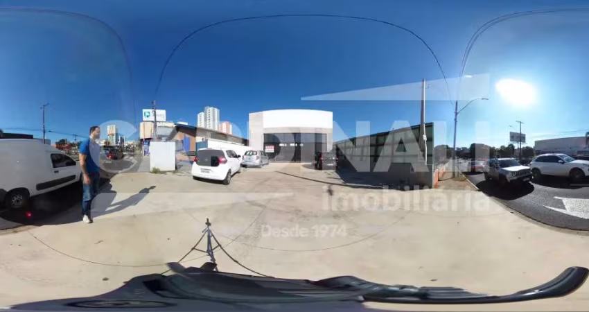 Barrão novo - Excelente localização - Estacionamento com 6 vagas