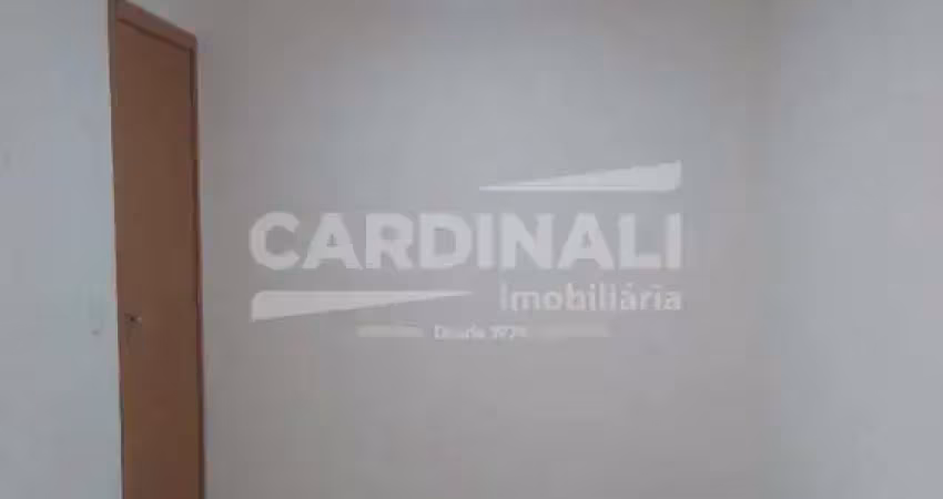 Apartamento com boa localização, próximo escola e creche.