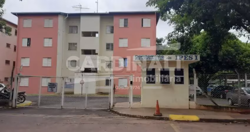 Apartamento com ótima localização, térreo e mobiliado.