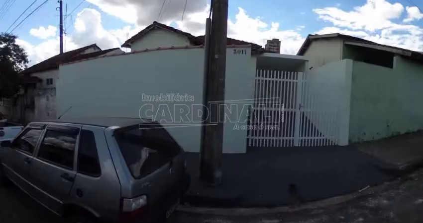 Casa com 2 quartos para alugar na Rua Jesuíno de Arruda, Prox. Igreja S. Judas, 3011, Jardim São Carlos, São Carlos