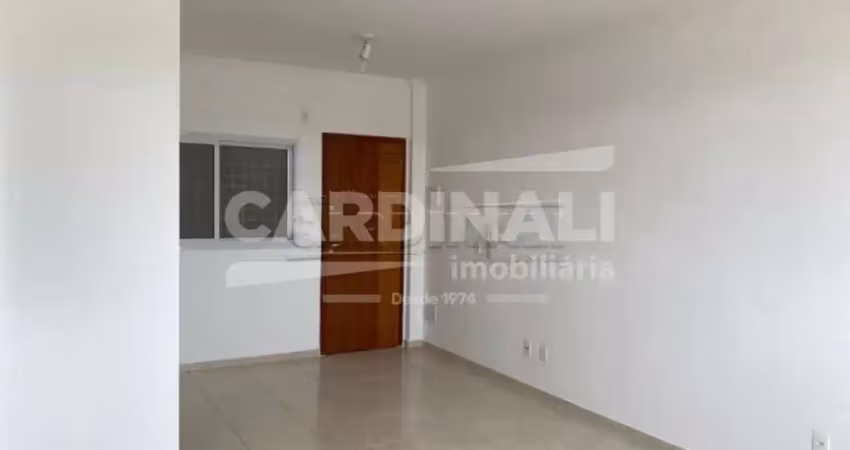 Apartamento muito bem localizado, próximo de posto de combustível, comércios em geral e fácil acesso a rodovia.