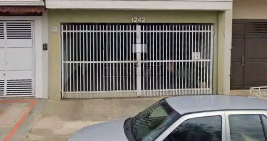 Casa com 2 quartos para alugar na Rua Elias Arsenios, 1242, Jardim Cruzeiro do Sul, São Carlos