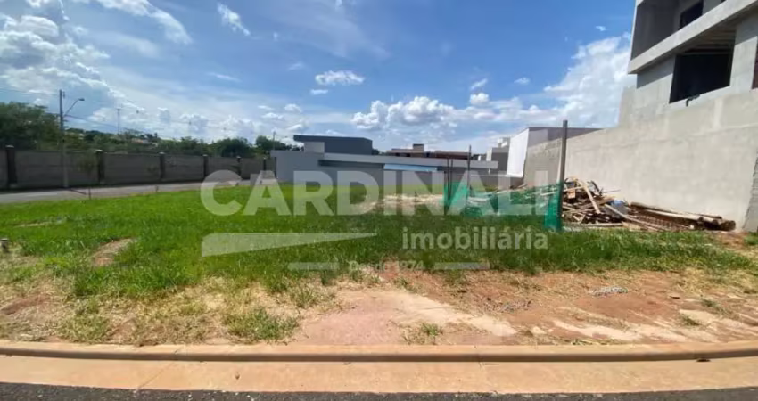 Excelente lote em condomínio fechado na região do shopping em são carlos - sp