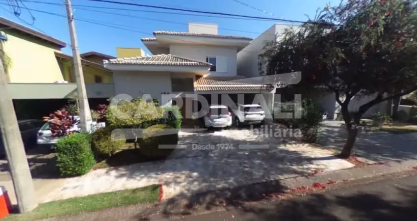 Sobrado muito bem localizado dentro do condomínio totalmente seguro.