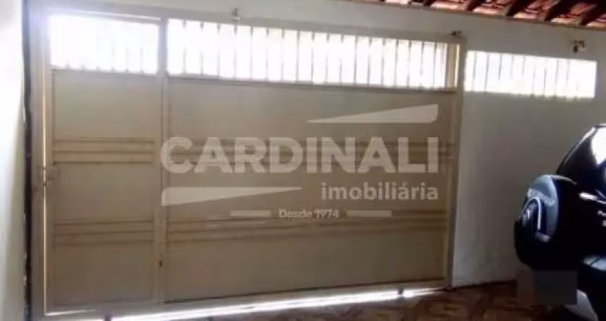 Ótima casa à venda com 04 dormitórios, no jardim pinheiros.