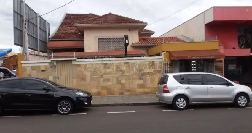 Casa com 2 dormitórios e 2 suítes no centro de São Carlos.