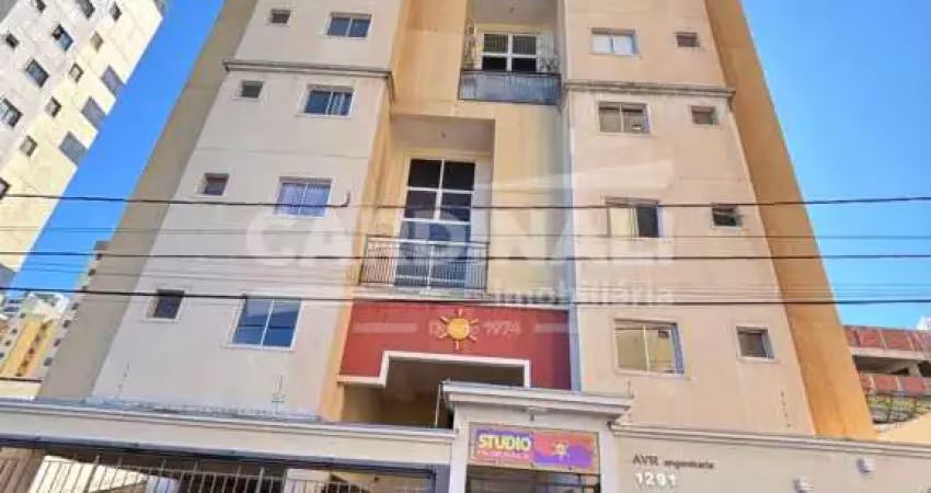 Apartamento com 1 dormitório no Centro próximo a Escola Prof. Sebastião de Oliveira Rocha em São Carlos