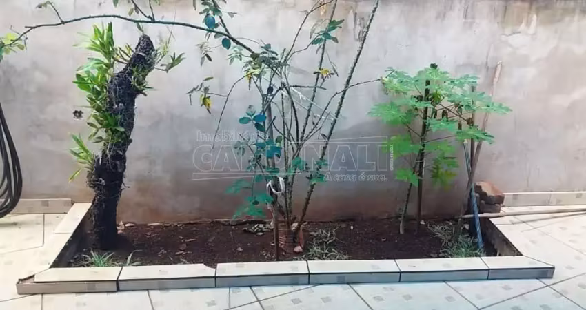 Casa com 2 quartos à venda na Rua Waldomiro Santana de Oliveira, 246, Conjunto Habitacional Santa Angelina, São Carlos