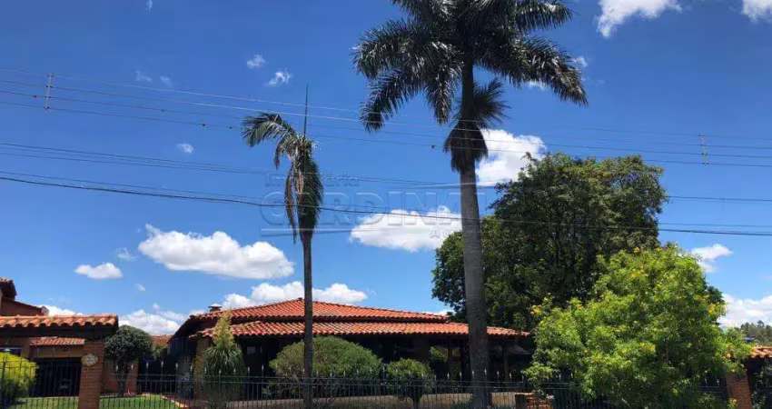 Casa com 5 quartos à venda na Praça do Girassol, 68, Jardim das Flores, Dourado