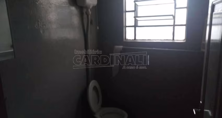 Casa com 2 dormitórios no Jardim Santa Lúcia próxima ao Sesc em Araraquara
