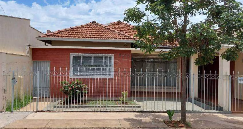 Ótima localização.