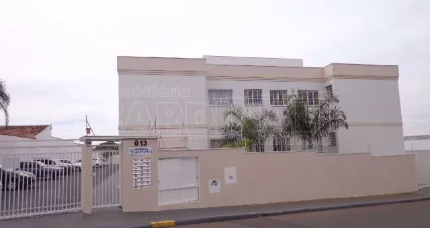 Apartamento padrão em ótimo condomínio