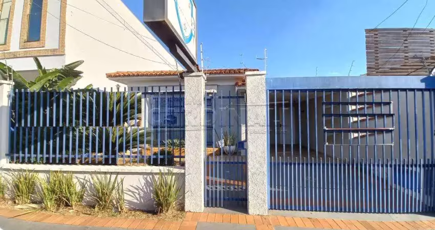 Casa com 4 quartos para alugar na Rua Quinze de Novembro, 2696, Centro, São Carlos