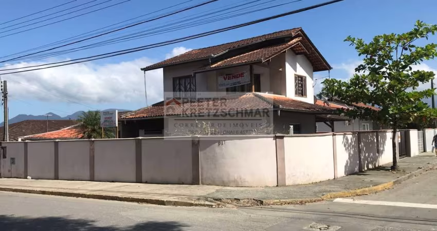 Sobrado Alto Padrão para Venda em Morro do Meio Joinville-SC