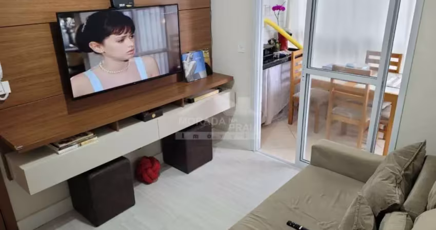 Apartamento com 2 dormitórios, 1 suíte e varanda gourmet, só na imobiliária em praia grande.