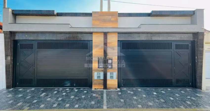 Casa geminada no caiçara, 3 dormitórios, hidro, 2 vagas, só na imobiliária em praia grande.
