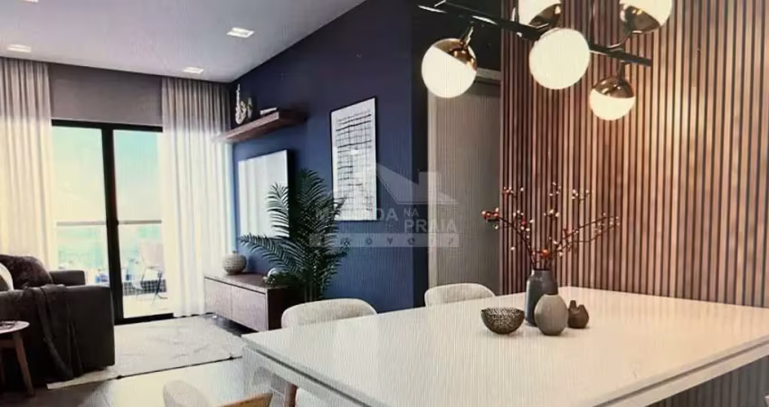 Apartamento 3 suítes com 2 vagas de garagem e 2 salas, andar alto com vista para o mar.