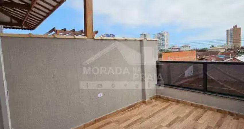 Triplex na mirim, 3 dormitórios, quintal, venha conferir na imobiliária em praia grande.