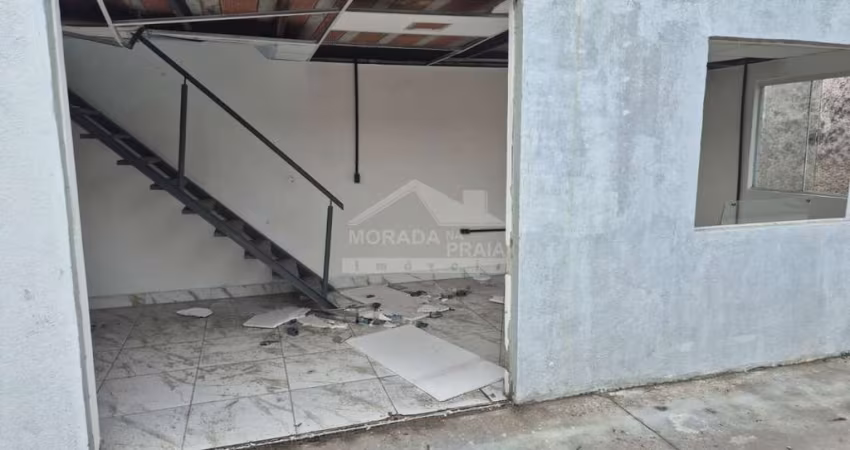 Ótimo terreno COMERCIAL, 1.120 m² na Guilhermina , Frente a Igreja Universal.