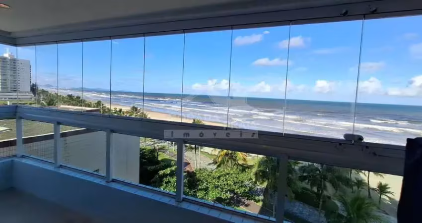 Apartamento FRENTE MAR DE 3 Dormitórios sendo 2 suítes sacada Gourmet 2 vagas de garagem