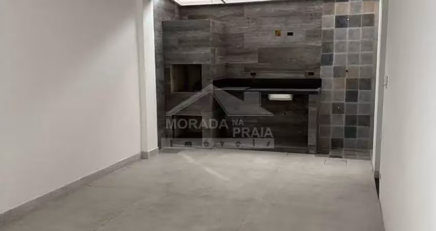 Residencial em CONDOMÍNIO FECHADO, 2 dormitórios com 2 suítes na Guilhermina ( Praia Grande ).
