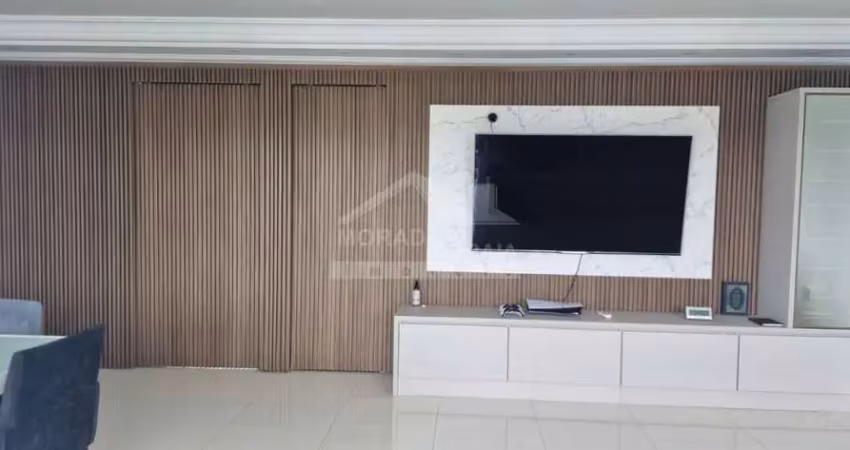 Apartamento alto padrão mobiliado no canto do forte.confira na imobiliária em praia grande.
