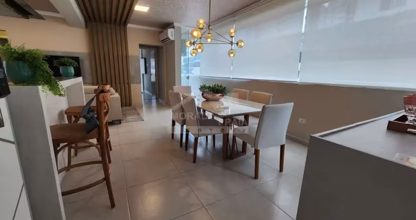 Apartamento novinho na guilhermina, 2 dormitórios, sacada, 1 vaga, confira em praia grande.