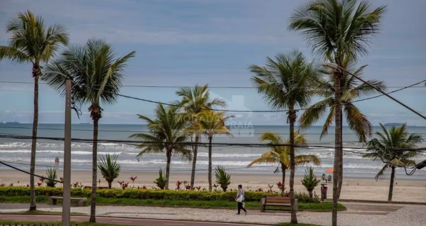 Comprar Casa Espetacular com 8 dormitórios na Ocian. Confira na imobiliária em Praia Grande.