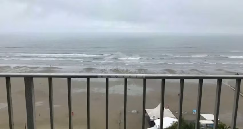 Apartamento frente ao mar na aviação, 2 dormitórios, sacada, confira em praia grande.