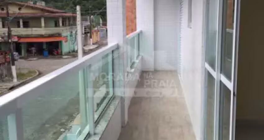 Lindo sobrado no canto do forte. confira na imobiliária em praia grande.