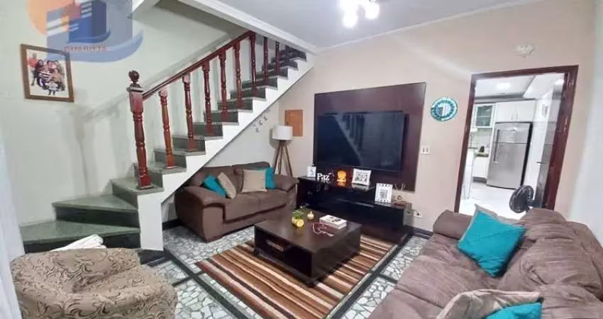 Casa ampla no centro de vicente de carvalho guarujá.
