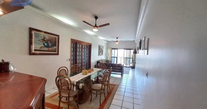 Amplo Apartamento a 250 metros do Mar!