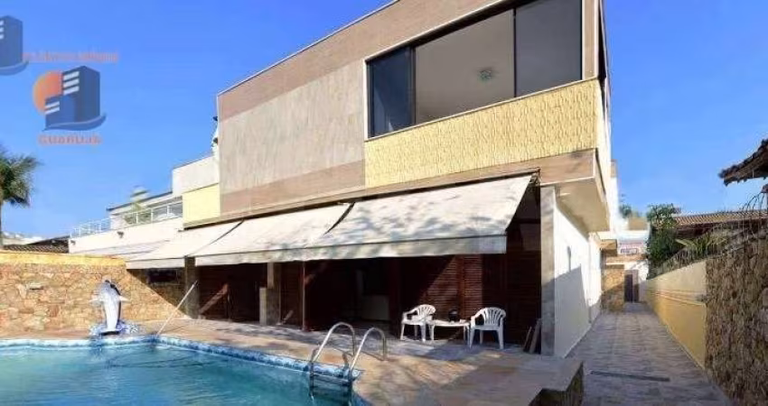 Linda Casa Excelente Localização 05 Dormitórios, Piscina na Enseada Gjá.