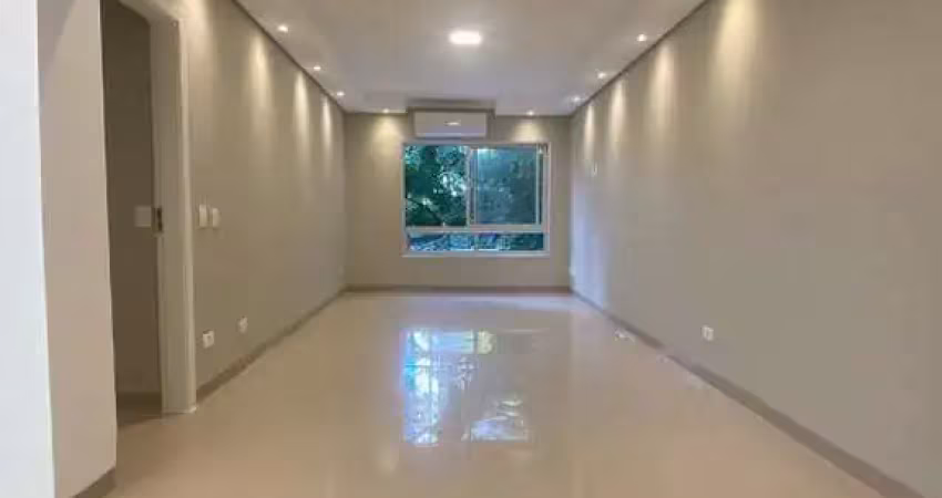 Reformado/ 100 metros do mar/com lazer! praia das astúrias guarujá!