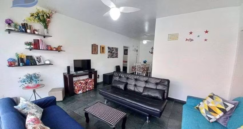 Amplo Apartamento à 250 Metros da Praia.