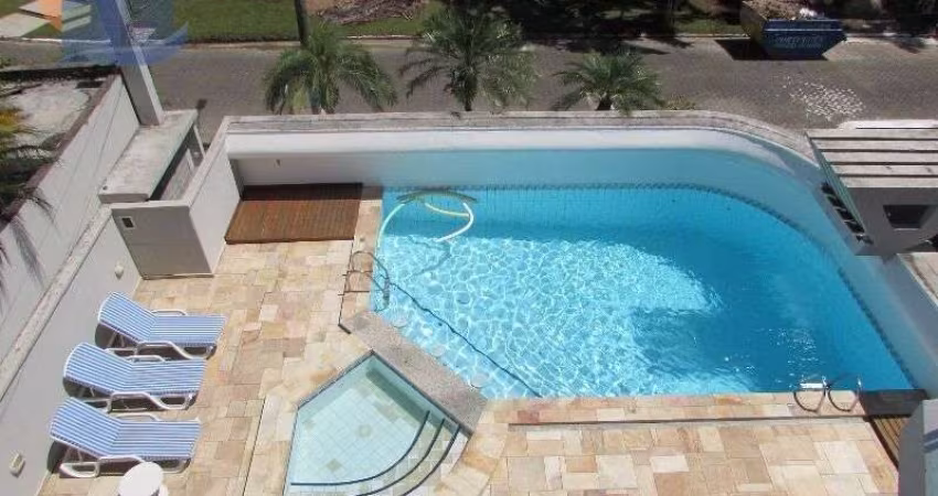 Belíssima Residência em Condomínio de Alto Padrão!