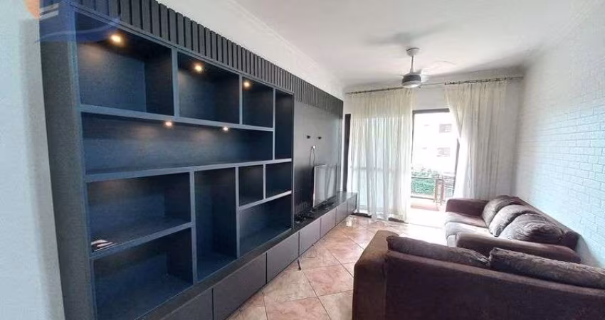 Excelente Oportunidade! Apartamento com sacada e Lazer na praia da Enseada Guarujá.