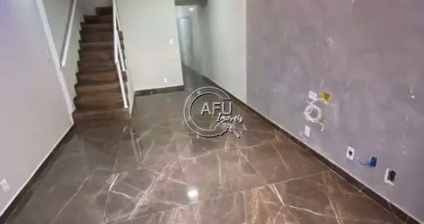 Sobrado na guilhermina a venda com 2 suítes, teto rebaixado com led, churrasqueira r$485.000