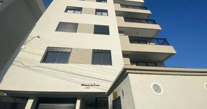 Apartamento á venda na Pedra Branca com 3 quartos