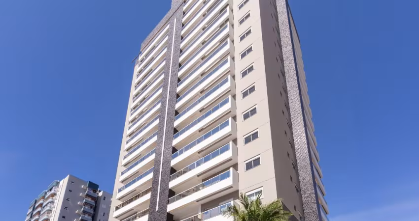 Apartamento em Campinas com 3 suítes, 4 banheiros e 2 vagas de garagem