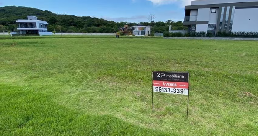 Terreno no Reserva da Pedra com 488m²