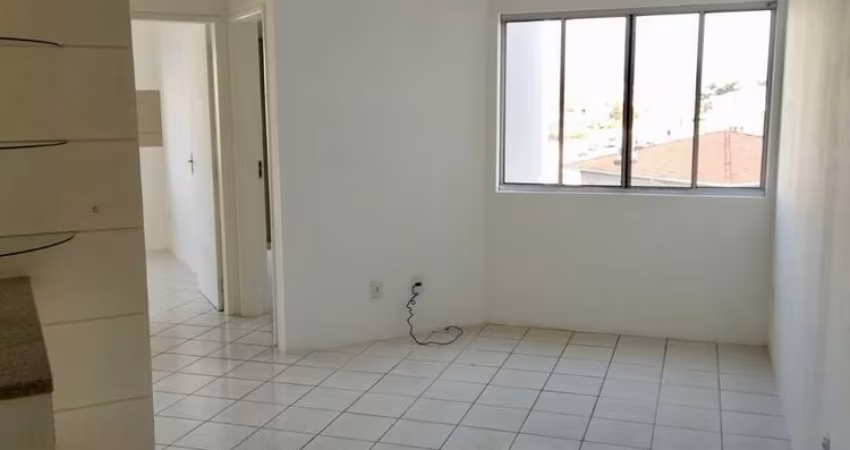 Apartamento a venda com 2 quartos, 1 banheiro e 1 vaga de garagem.