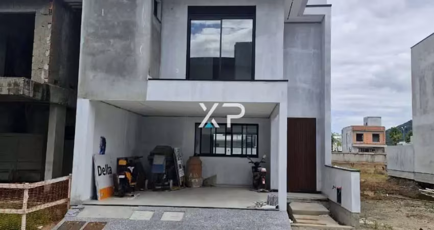 Casa com 3 quartos à venda na Avenida Deltaville, 1, Beira Rio, Biguaçu