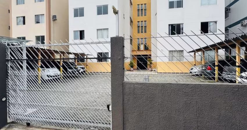 Apartamento a venda com 2 quartos,  banheiro e 1 vaga de garagem.