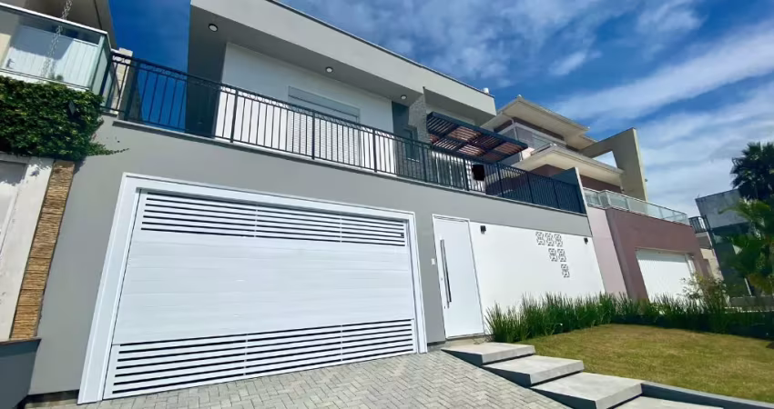 Casa a venda Pedra Branca com 3 quartos 1 suíte 3 banheiros e 2 vagas