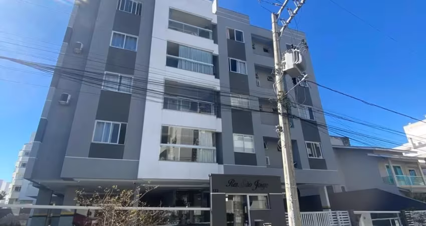 Apartamento no Pagani com 2 quartos sendo 1 suíte, 2 banheiros e 1 vaga de garagem